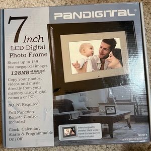Brand new digital photo frame